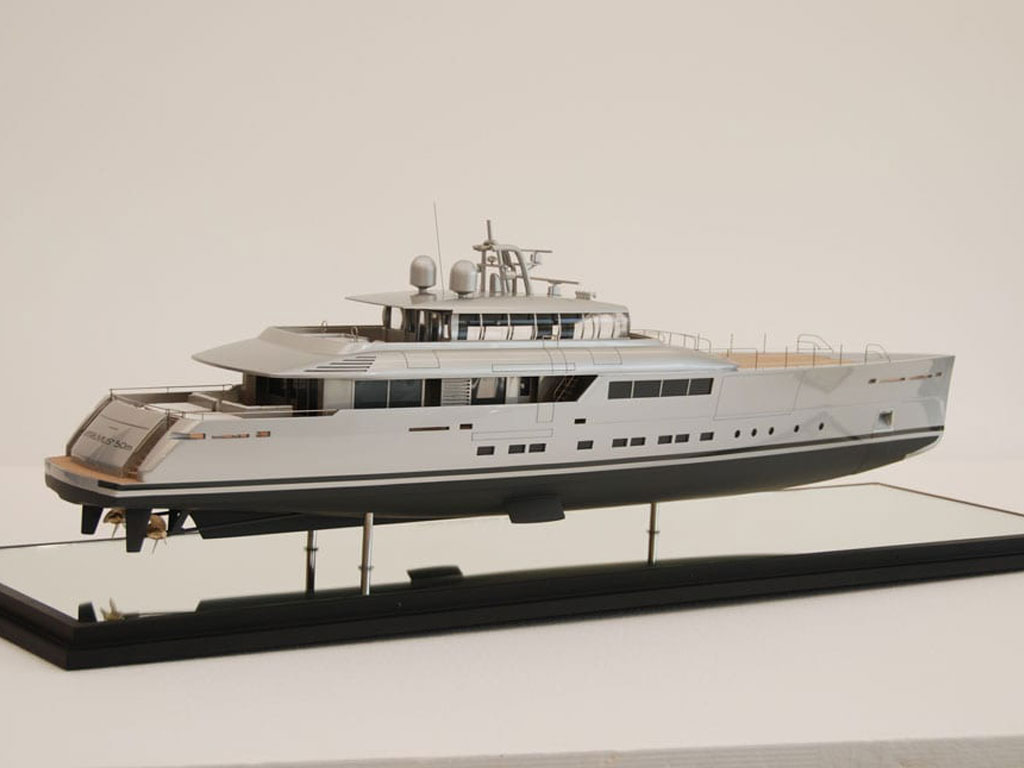 Maquette du yacht BRIAND Vitruvius 50